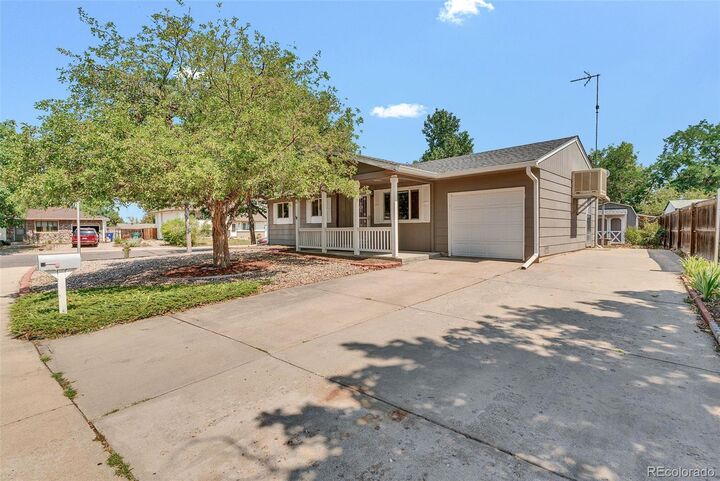 Property Photo: 11609 E Walsh Place CO 80012