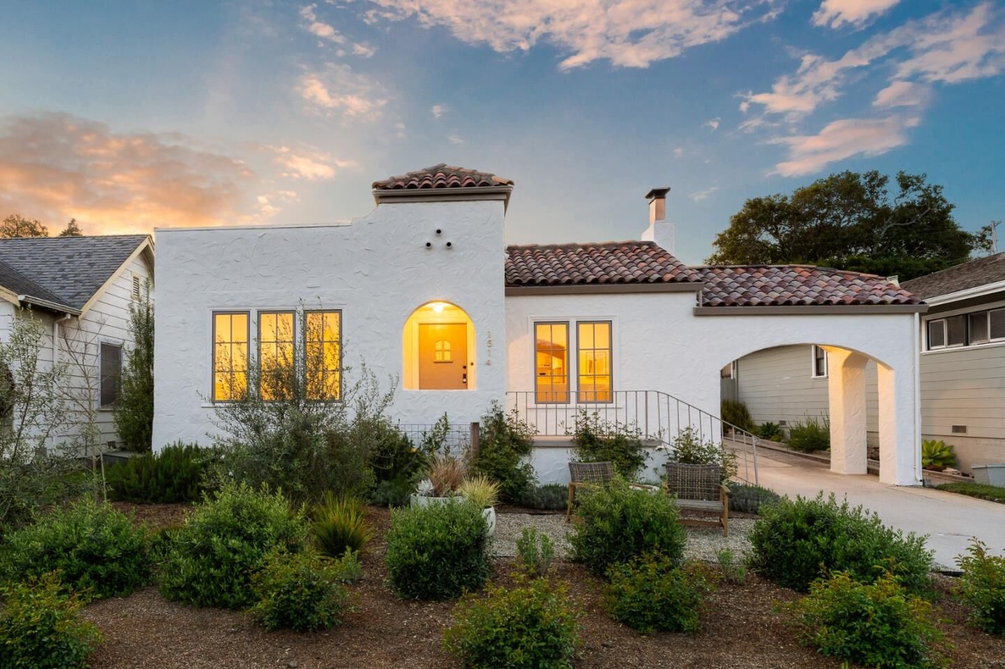 Property Photo:  1514 King Street  CA 95060 