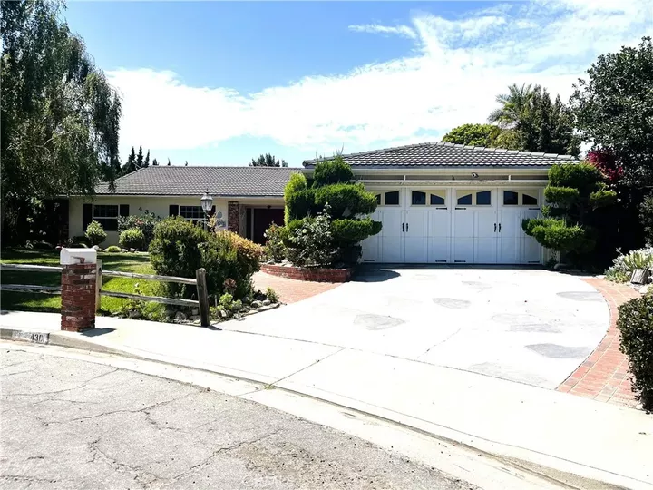Property Photo:  4301 Lynnhurst Circle  CA 93455 