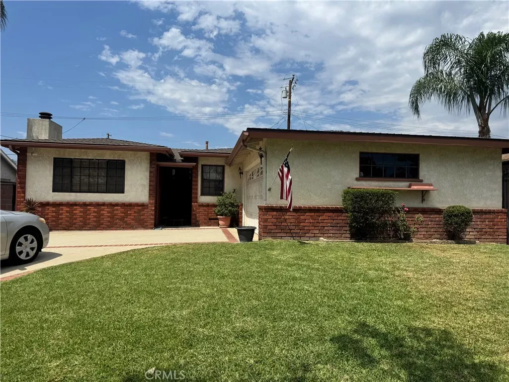 Property Photo:  347 W Alcross  CA 91722 