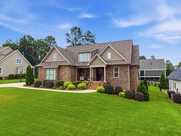 Property Photo: 617 Crowe Creek Trail SC 29349