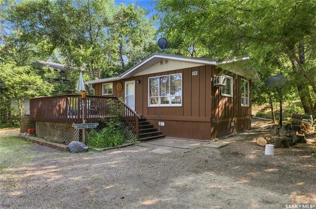 Property Photo:  1145 Grand Avenue  SK S2V 1A5 