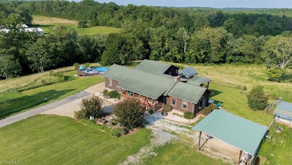 Property Photo:  300 Tom Hunter Road  NC 27041 