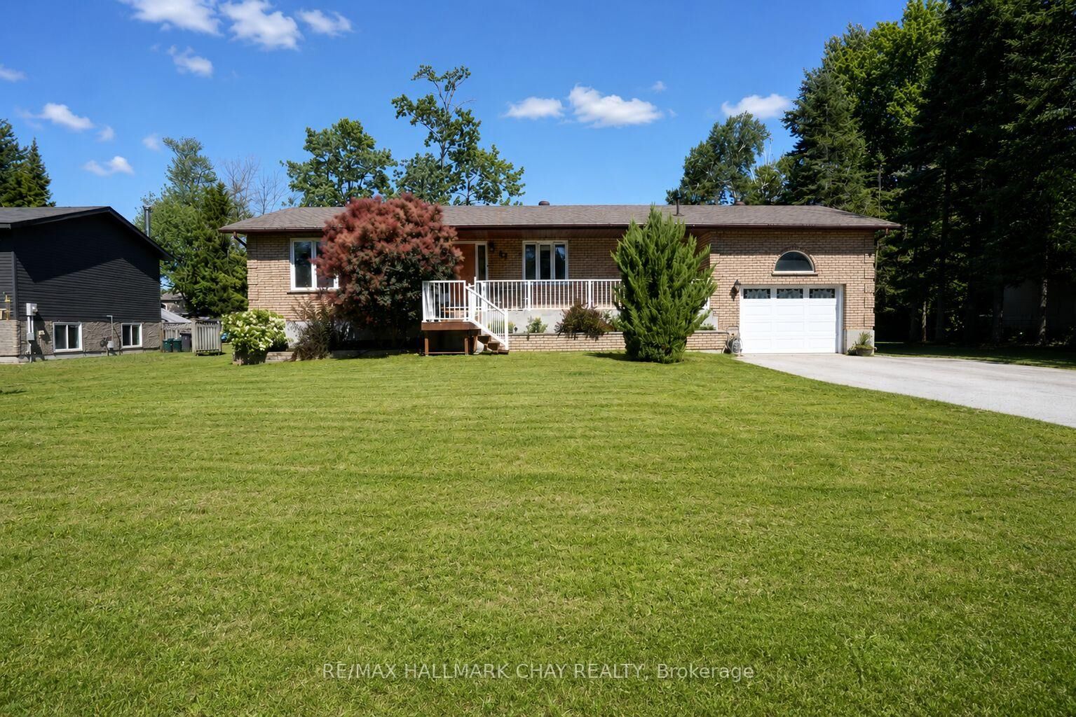 Property Photo: 51 Indianola Crescent ON L9Z 2W4