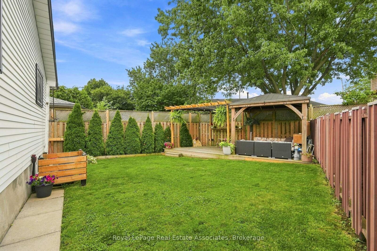 Property Photo:  15 Quay Court  ON L8W 1R2 