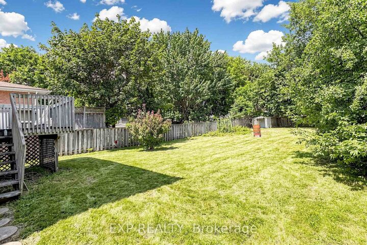 Property Photo:  146 Bessborough Drive  ON L4P 3S3 