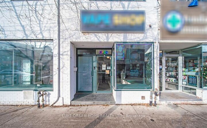 Property Photo: 842 Dundas Street W ON M6J 1V5