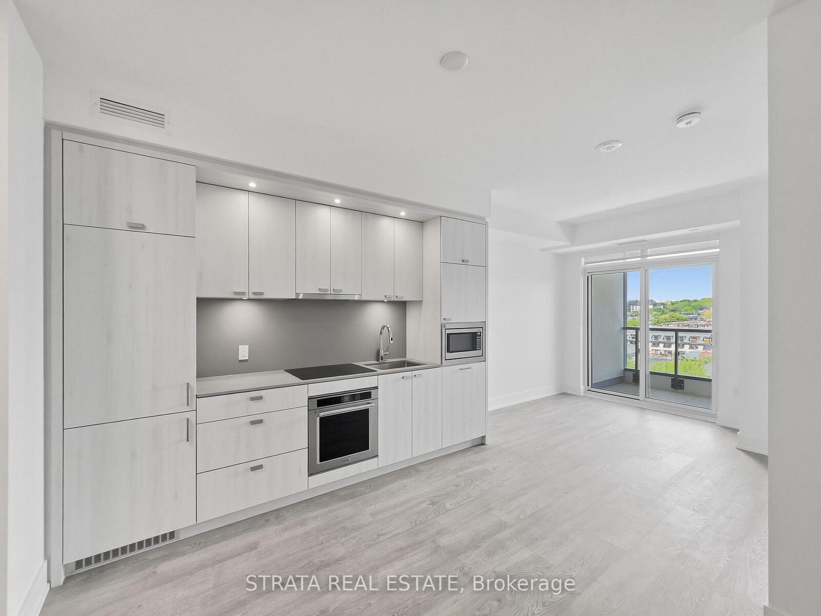 Property Photo:  858 Dupont Street 709  ON M6G 0C1 