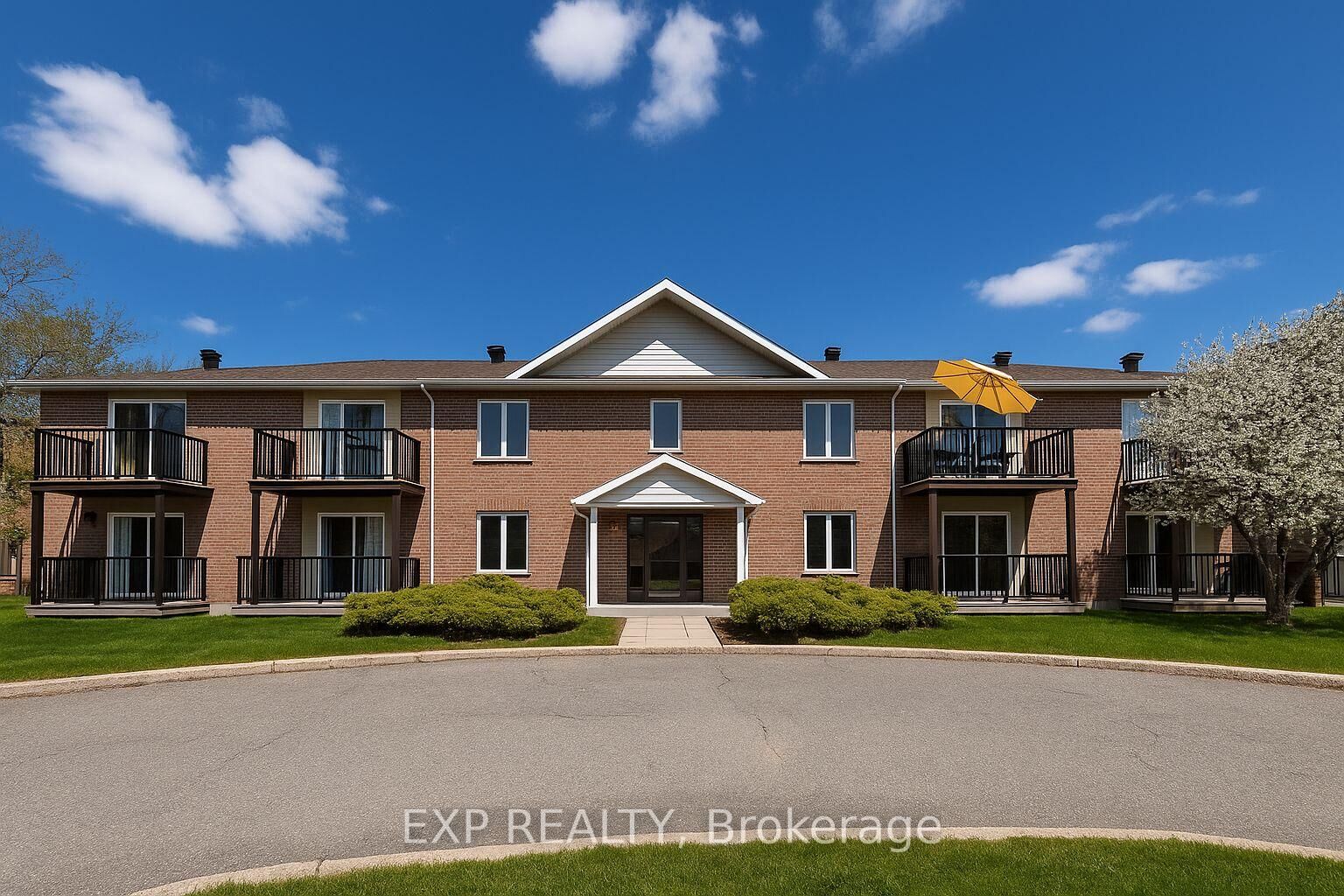 Property Photo:  469 Church Street 18  ON K4R 1G5 