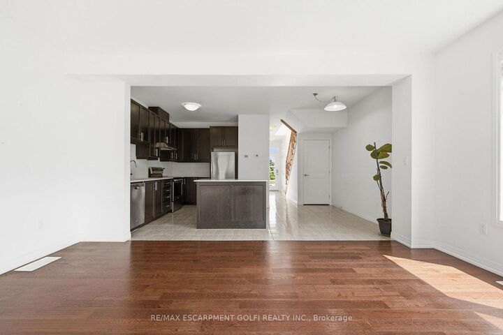 Property Photo:  3996 Crown Street  ON L3J 0S6 