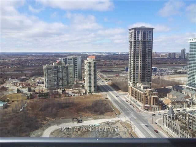 Property Photo:  4099 Brickstone Mews Parkway 2706  ON L5B 3M8 
