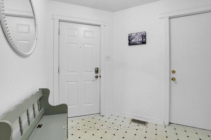 Property Photo: 50 Burlington Crescent ON K1T 3K7