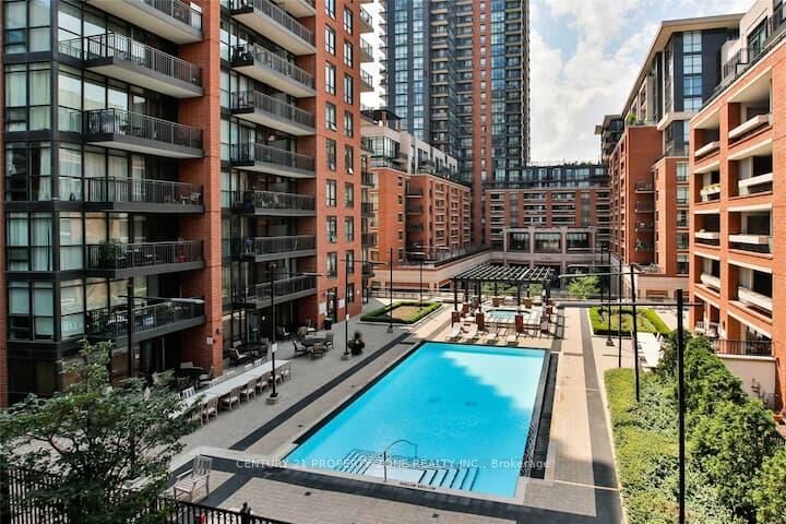 Property Photo: 830 Lawrence Avenue 828 ON M6A 1C3