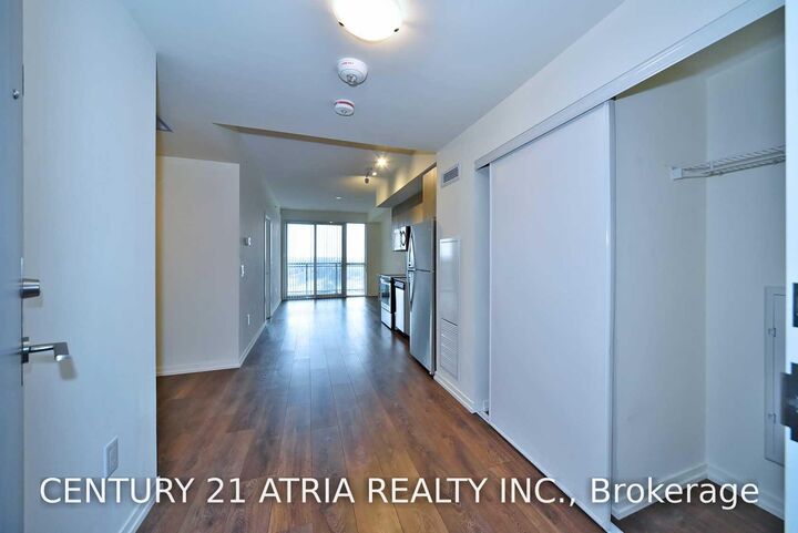 Property Photo:  3237 Bayview Avenue 1104  ON M2K 0G1 
