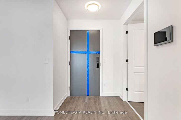 Property Photo: 345 Wheat Boom Drive 1205 ON L6H 7X4