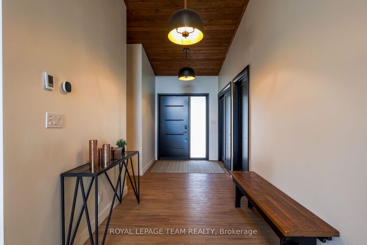Property Photo:  177 Rideau Street  ON K7H 0A7 