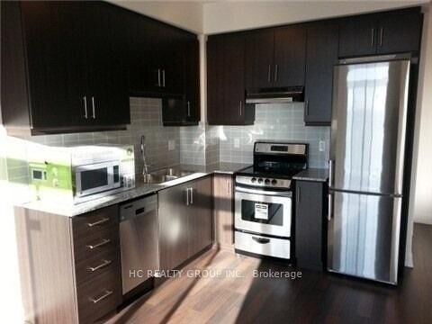 Property Photo:  68 Canterbury Place 1606  ON M2N 2N1 