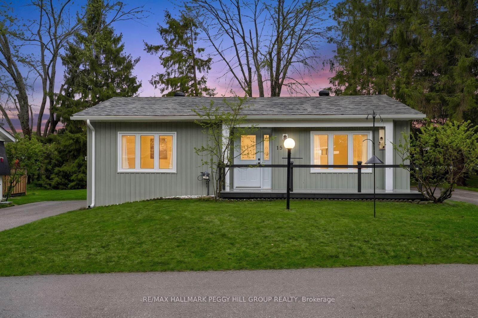 Property Photo: 15 Cherrywood Lane ON L9S 1M9