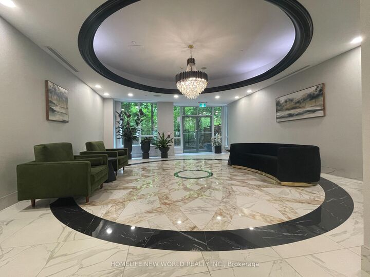 Property Photo:  61 Town Centre Court Ph9  ON M1P 5C5 