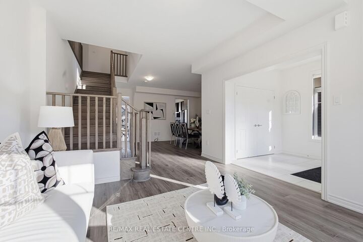 Property Photo:  123 Rea Drive  ON N1M 0J8 