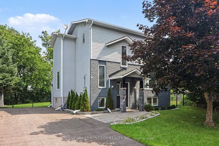 436 Yves Street — photo 1