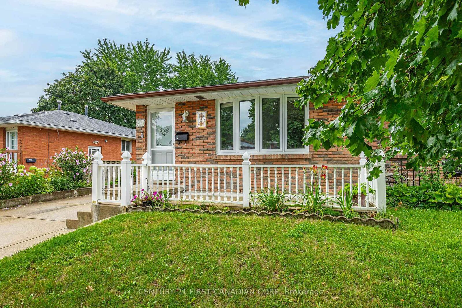 Property Photo: 25 Noel Avenue ON N5V 1A9