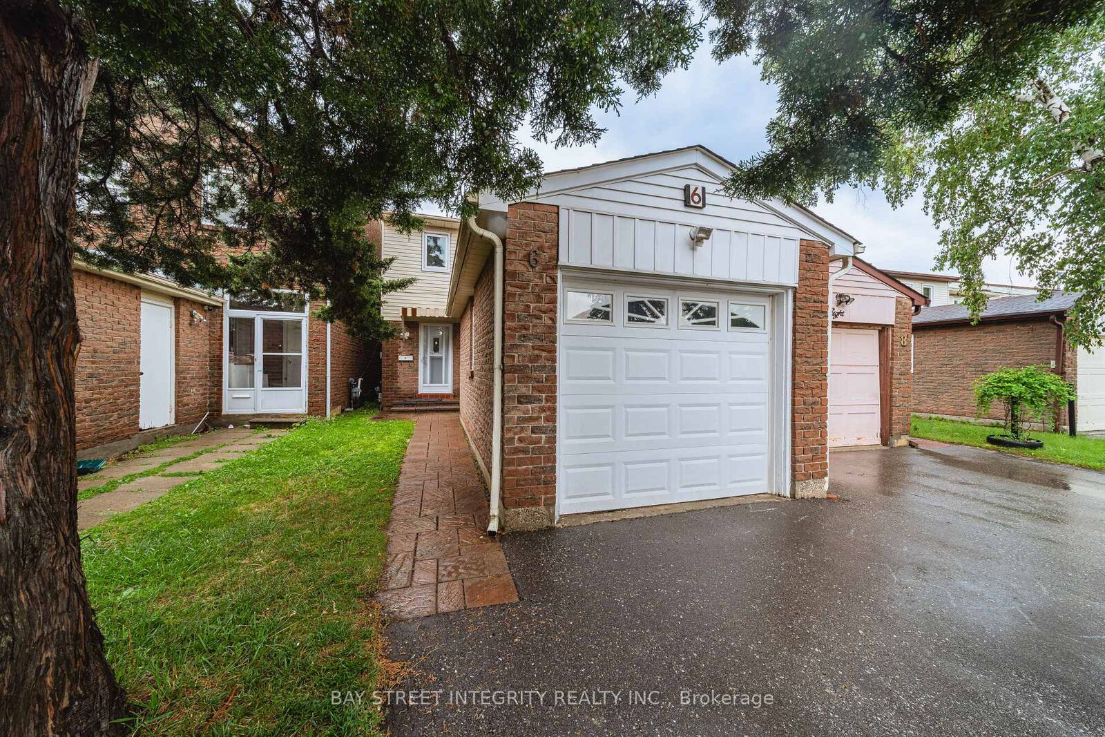 Property Photo: 6 Sandy Haven Drive ON M1W 3H9