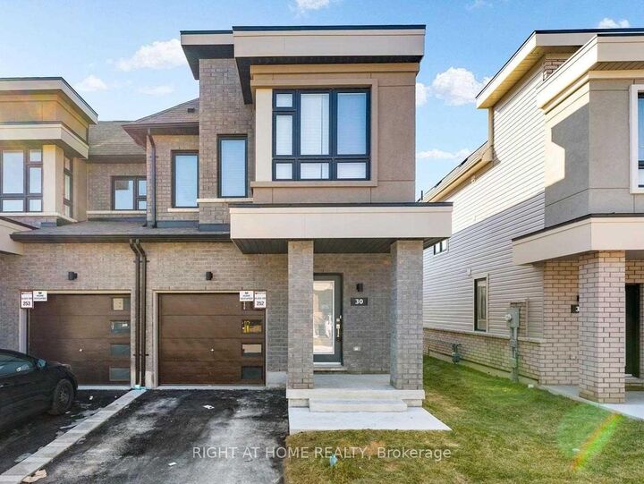 Property Photo:  30 Caspian Square  ON L1C 7G3 