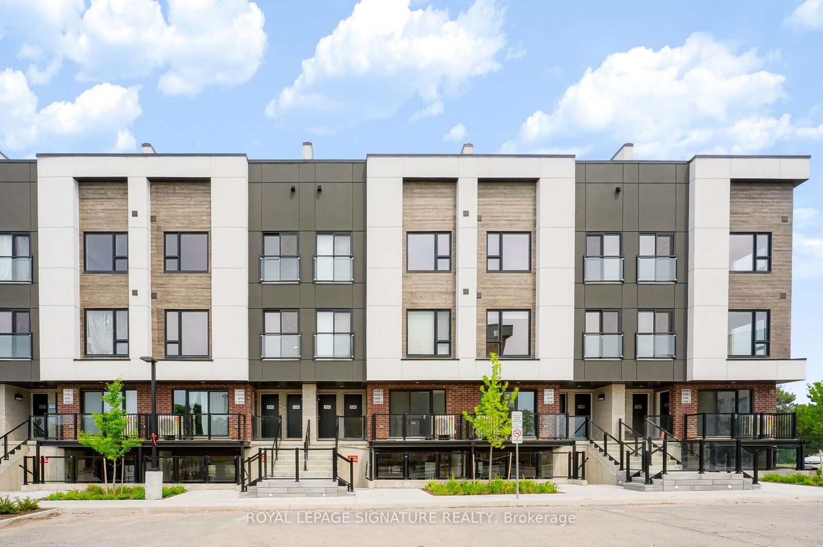 Property Photo:  16 Melbourne Avenue 316B  ON L2P 3J8 