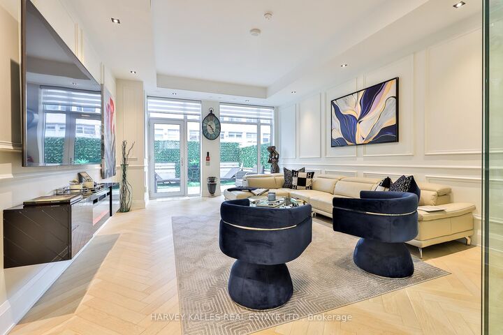 Property Photo: 49 Foxbar Road ON M4V 2G5