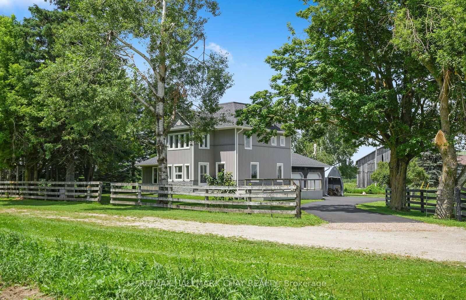 Property Photo:  665221 20 Sideroad N/A  ON L9V 1Z7 