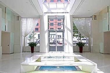 Property Photo:  250 Wellington Street W 1627  ON M5V 3P6 