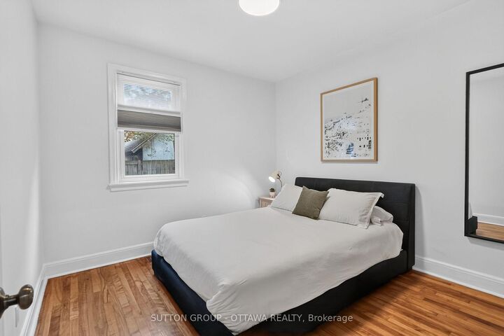 38 Melrose Avenue — photo 1