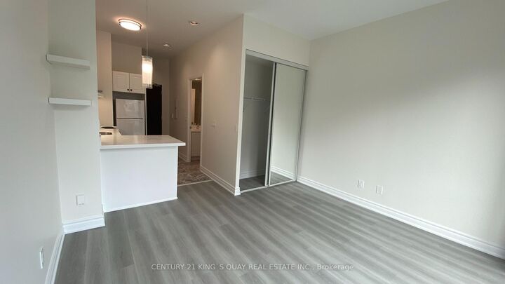 Property Photo:  7 King Street E 1214  ON M5C 3C5 