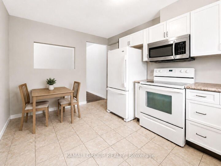 Property Photo:  50 McConkey Place Main  ON L4N 6H3 