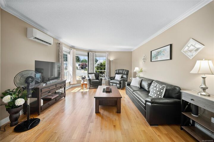 Property Photo: 6025 Tweedsmuir Cres BC V9T 5Y7