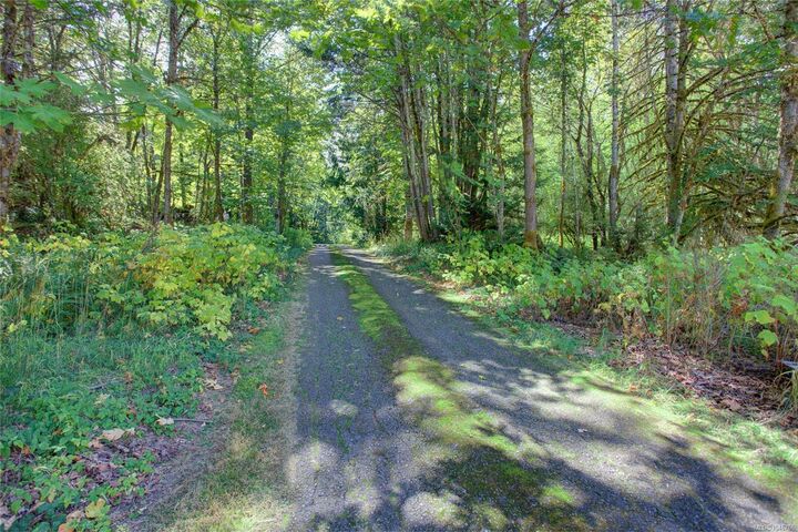 Property Photo: 4389 Creighton Rd BC V9L 6J7