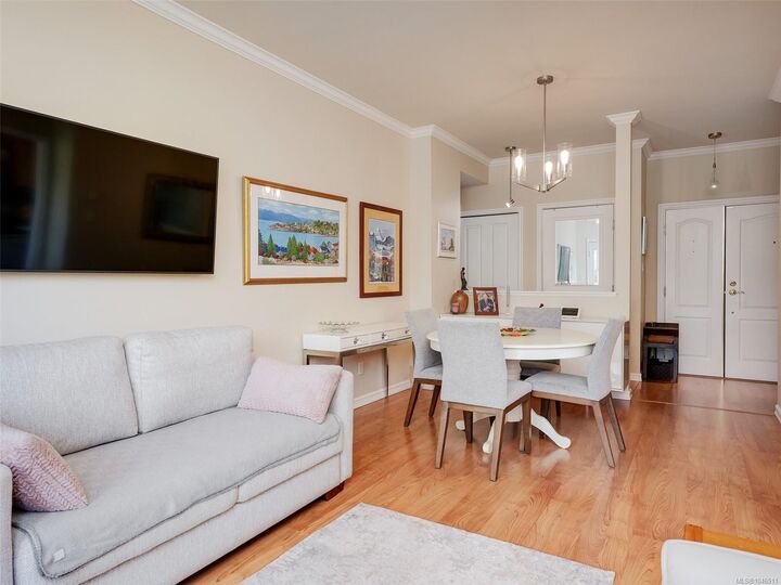Property Photo:  165 Kimta Rd #303  BC V9A 7P1 