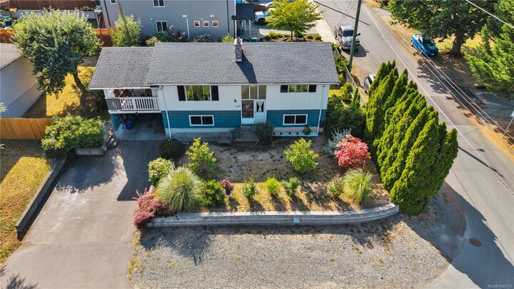 Property Photo:  195 Adams Ave  BC V9S 4R9 