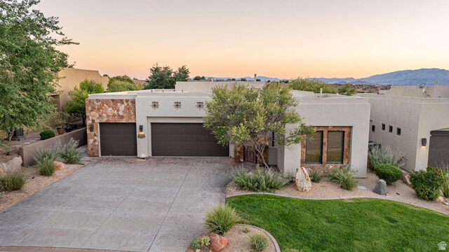 Property Photo:  1747 W Red Cloud Cir  UT 84770 