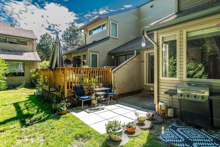 1873 Lilac Drive — photo 1