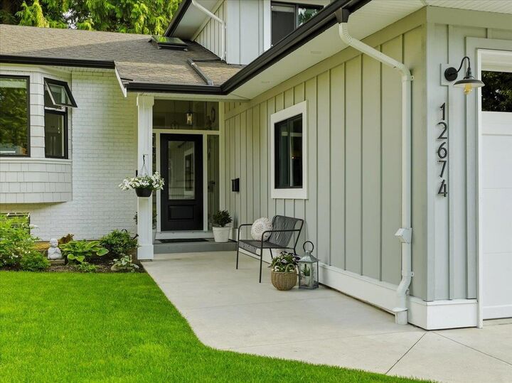 Property Photo: 12674 19 Avenue BC V4A 5T7