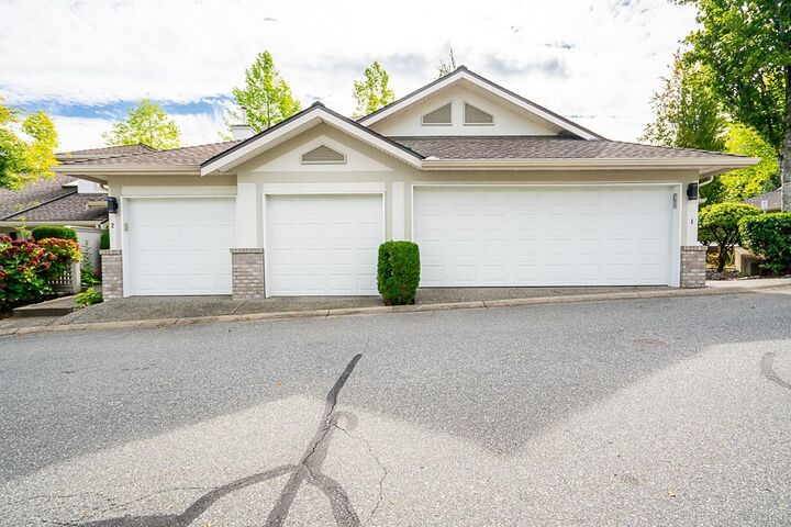 15099 28 Avenue 2 — photo 1