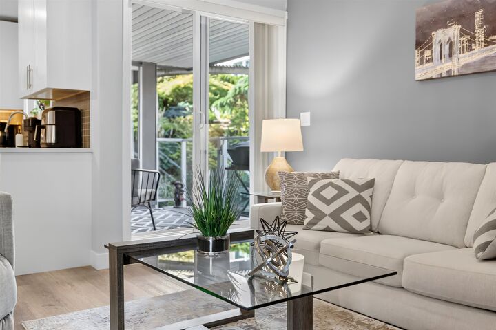 Property Photo:  15717 Marine Drive 105  BC V4B 1E4 