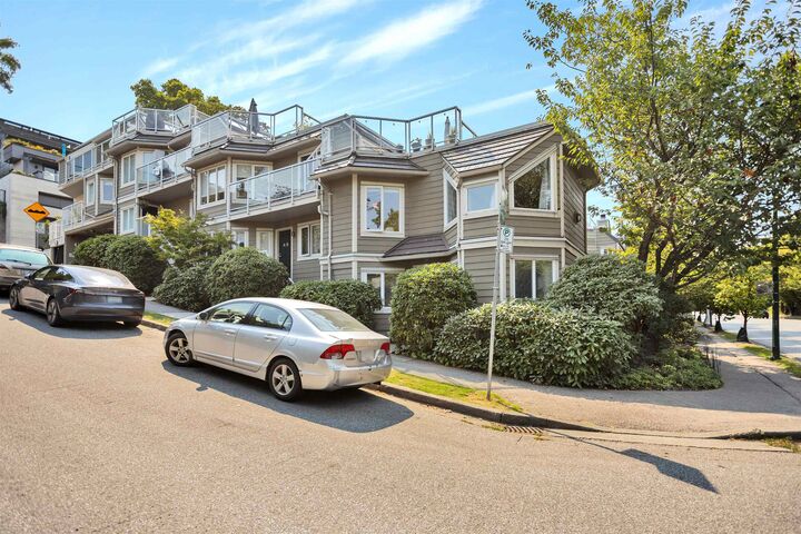 Property Photo: 1100 W 6th Avenue A7 BC V5V 2H2