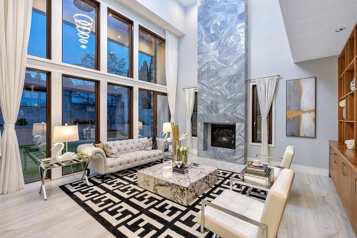 Property Photo:  2052 Inglewood Avenue  BC V7V 1Z4 