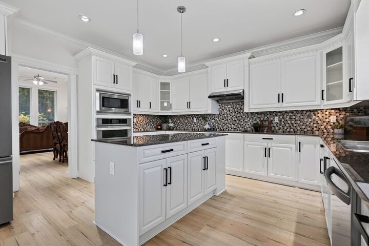 Property Photo: 46307 Tournier Place BC V2R 6A2