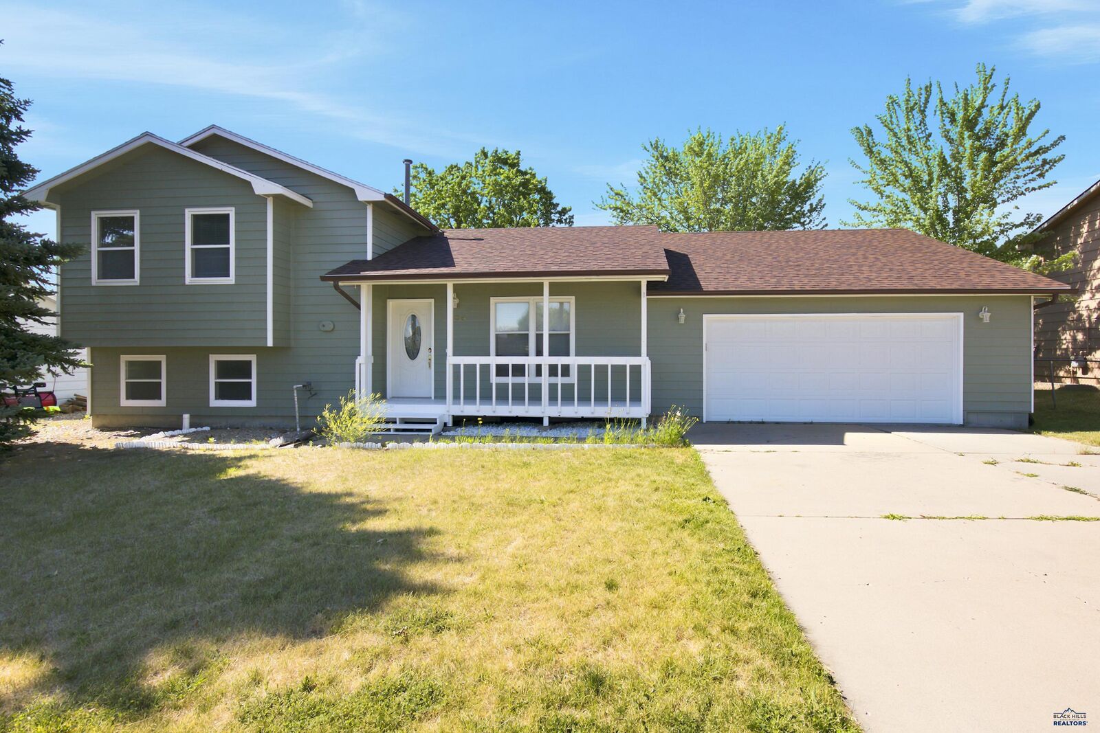 Property Photo: 1105 Fir SD 57701