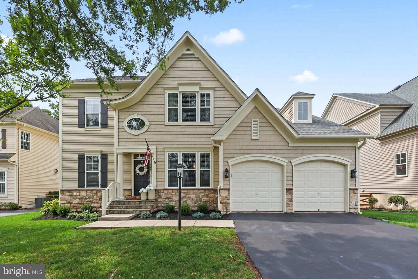 Property Photo:  9054 Roaring Spring Loop  VA 20136 