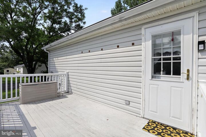 Property Photo:  495 Goldenrod Crossing W  PA 18912 